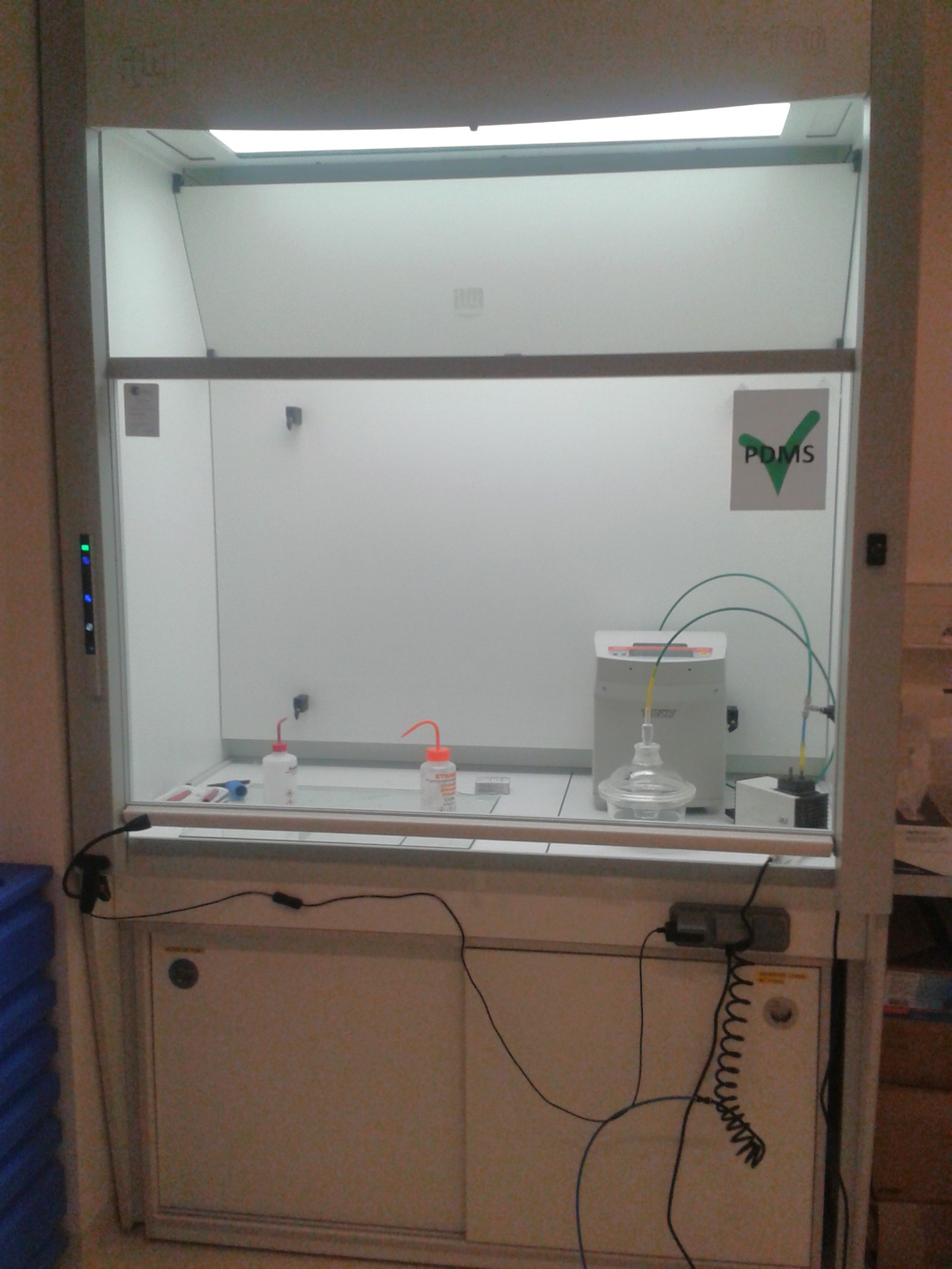 Picture of Wetbench for PDMS